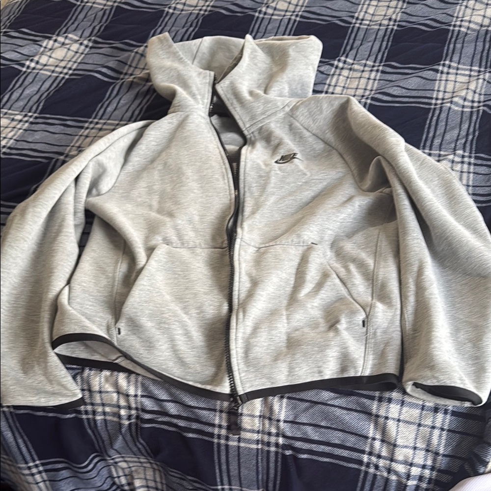 Nike Gray Zip Up Sweater